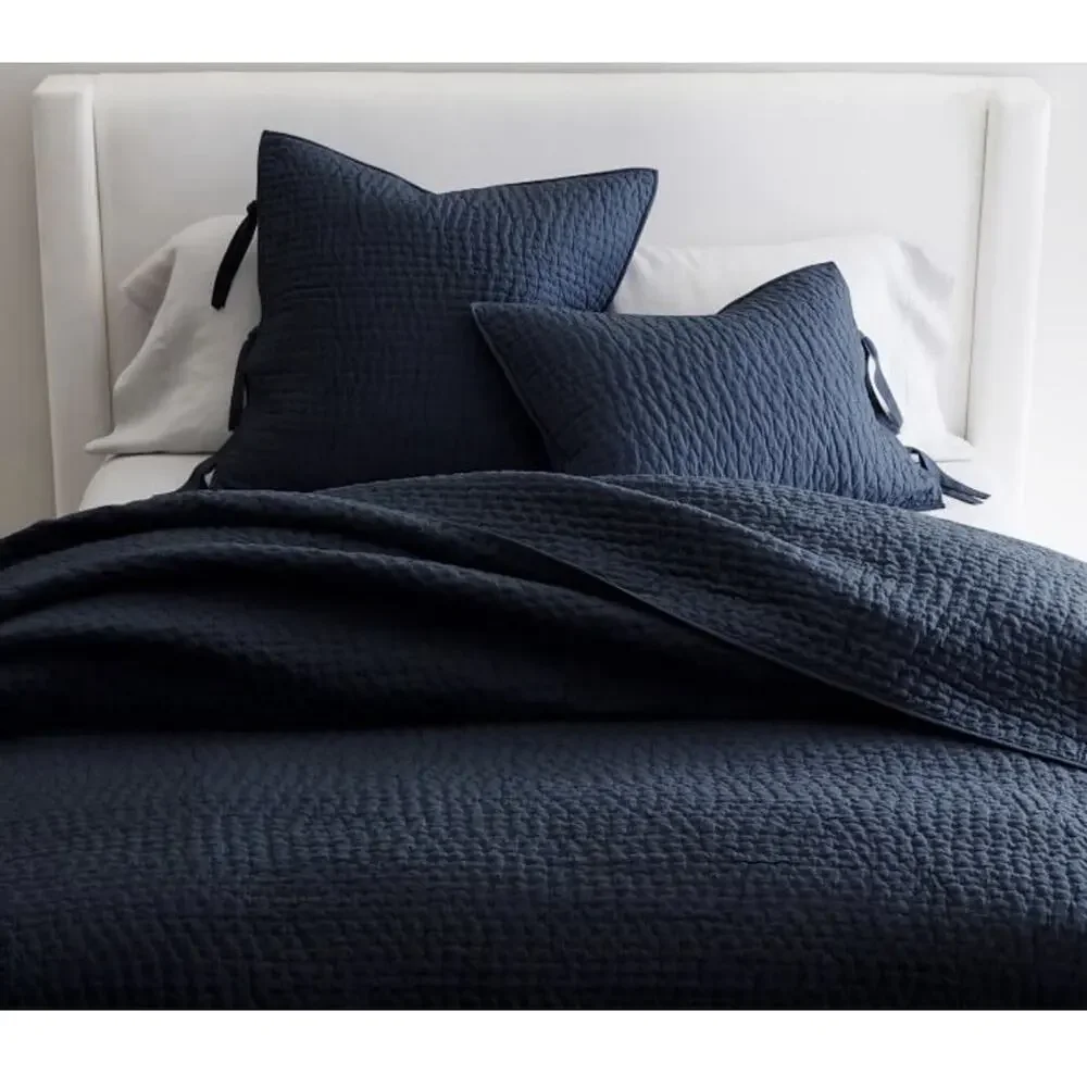 Pottery Barn Pick-Stitch Handcrafted Cotton Linen Quilt, King/Cal King - New